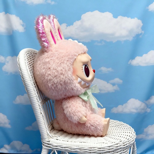 Labubu THE MONSTERS CLOSE TO SWEET Series