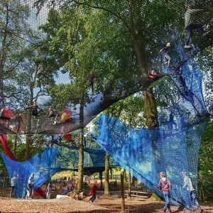 Safe Parent-Child Jungle Net Park for Forest Playgrounds