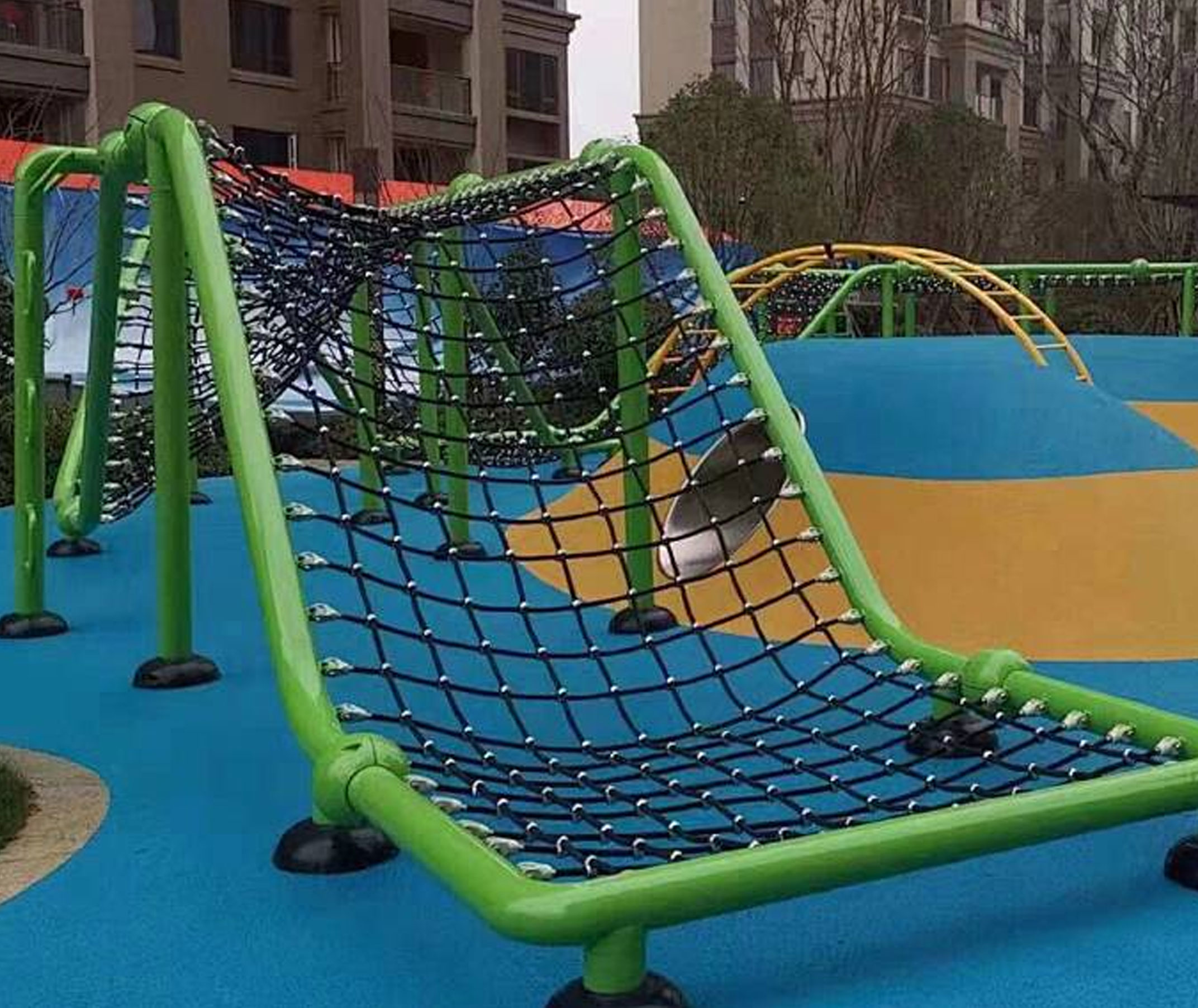 Vivid Color Sensory Play Net Hanging Balls for Interactive Kids Fun