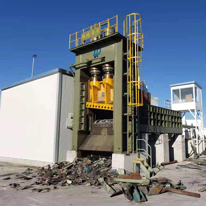 Equipamento de cisalhamento de sucata de metal