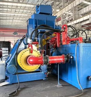 Máquina de Briquetização