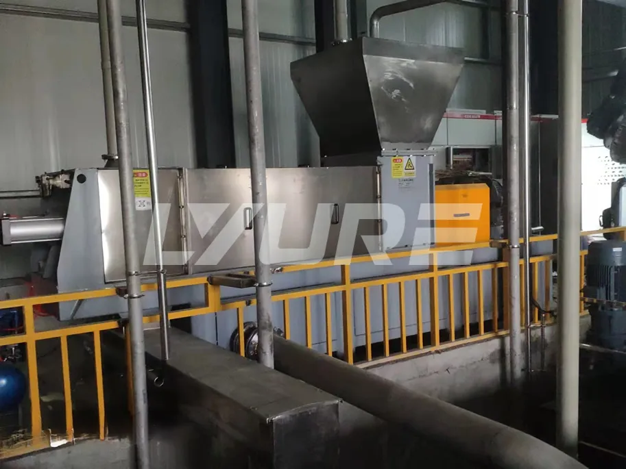 Streamlining Paint Sludge Processing with Lyure’s SLS-D15T Screw Press in Shandong