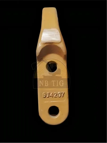 9J4207 CAT J200 Twin Strap Bolt-On Adapter