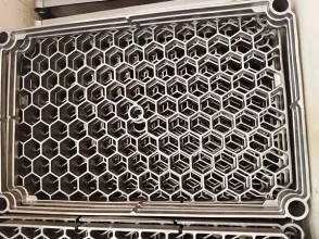 Grid plate