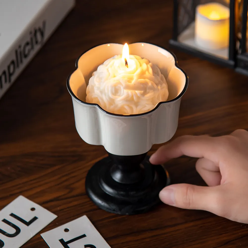 New Design Modern Ceramic Candle Sticks Holder Round Candle Candlestick