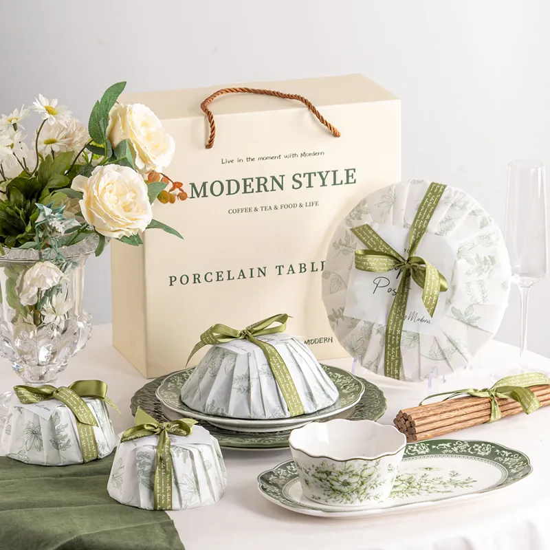 High-end Tableware Set Porcelain Dinnerware Set Service for 10 People