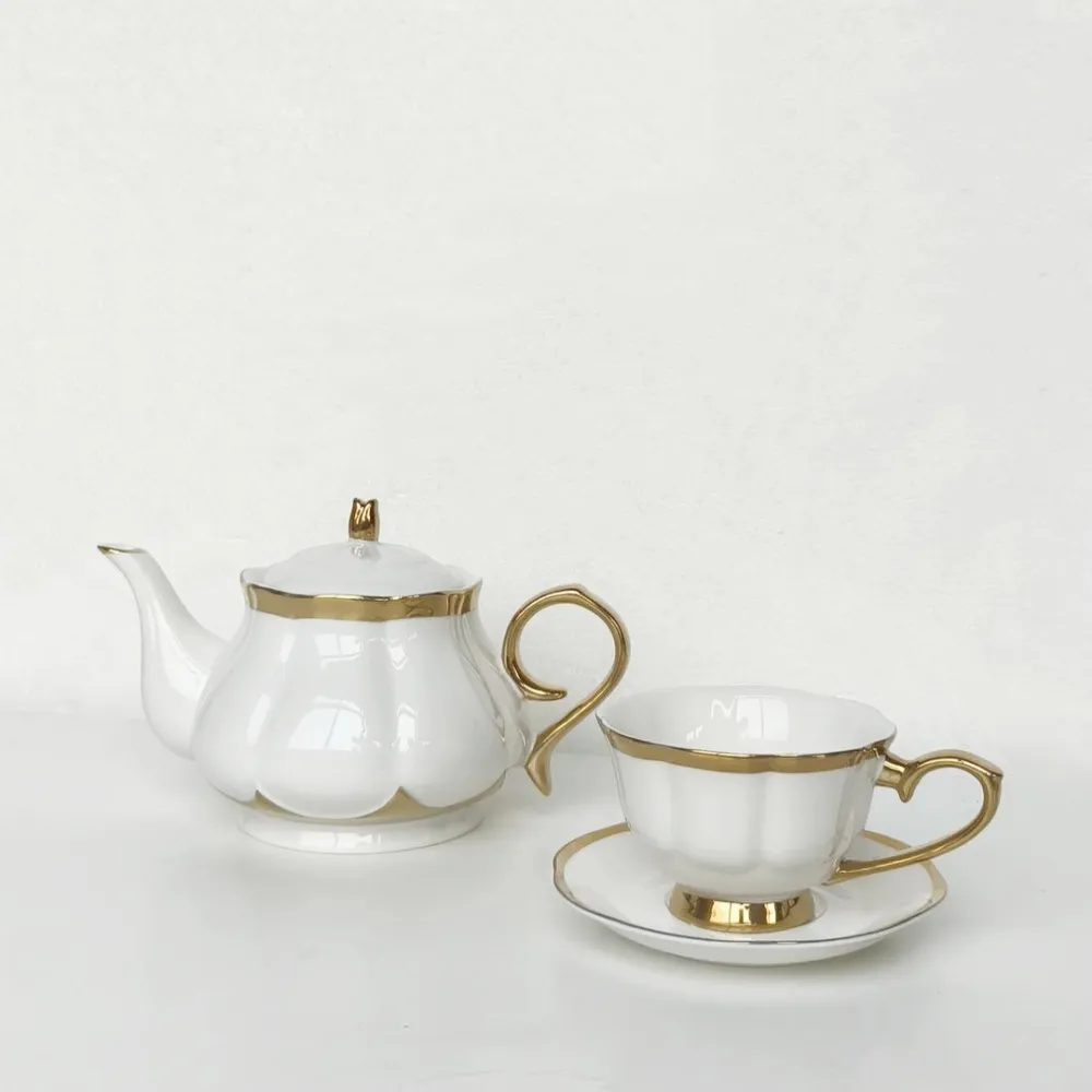 Arabic Tea Cup Set Porcelain Teapot and Saucer