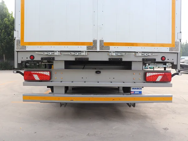 Hardtail Side Curtain Trailer