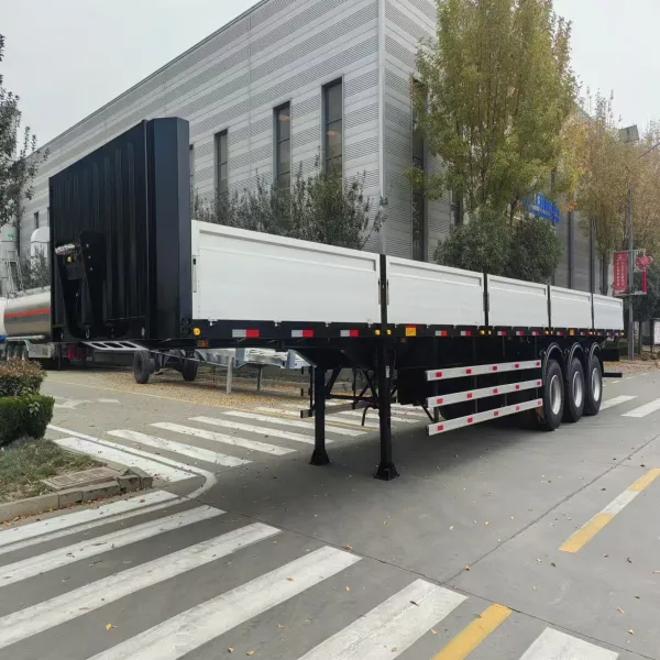 Aluminum alloy box plate semi-trailer