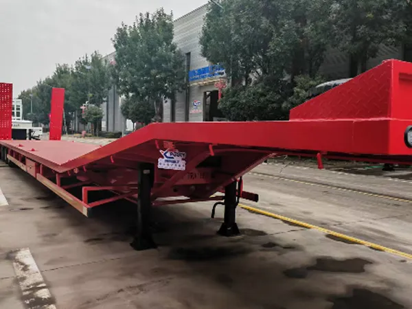 Three-Axle Low-Flatbed Trailer