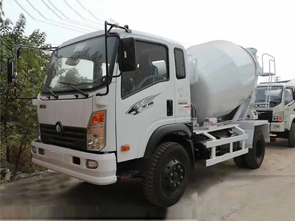 Light-Duty Small Concrete Mixer Truck