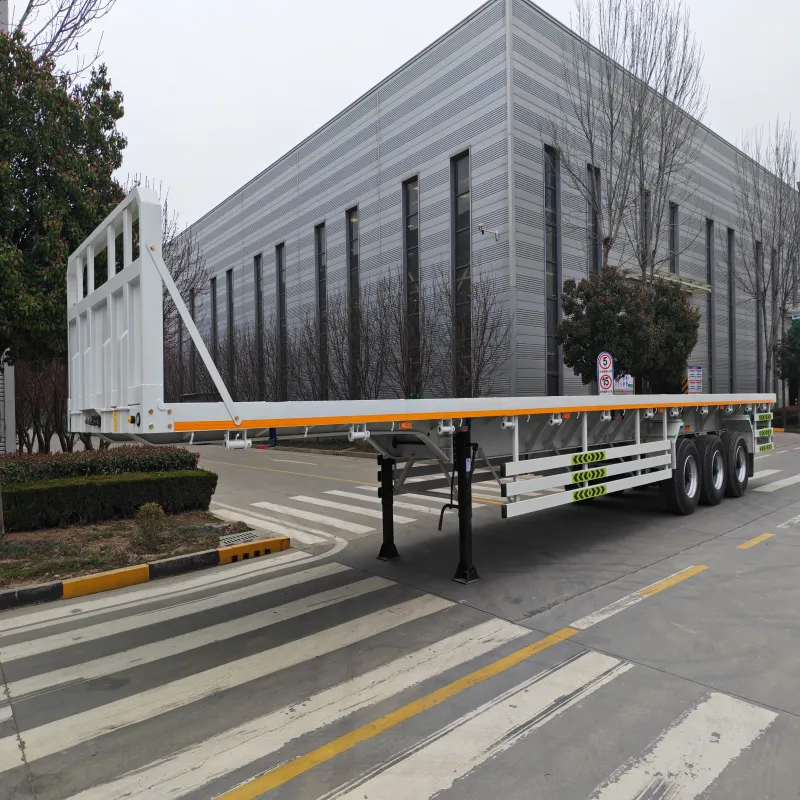 Three-axle flatbed semi-trailer