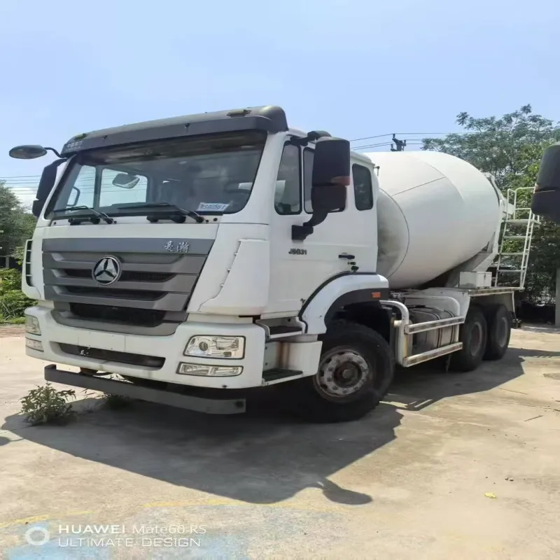 HOWO6x4 Cement Mixer Truck Supplier