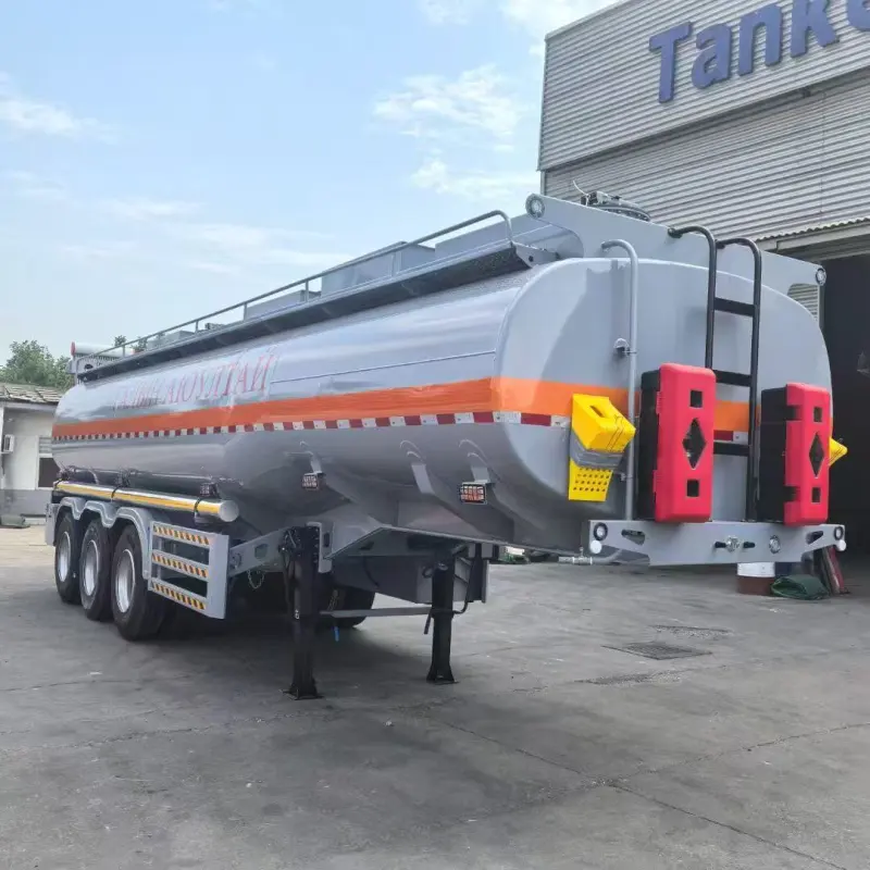 30000L Fuel Tanker Truck