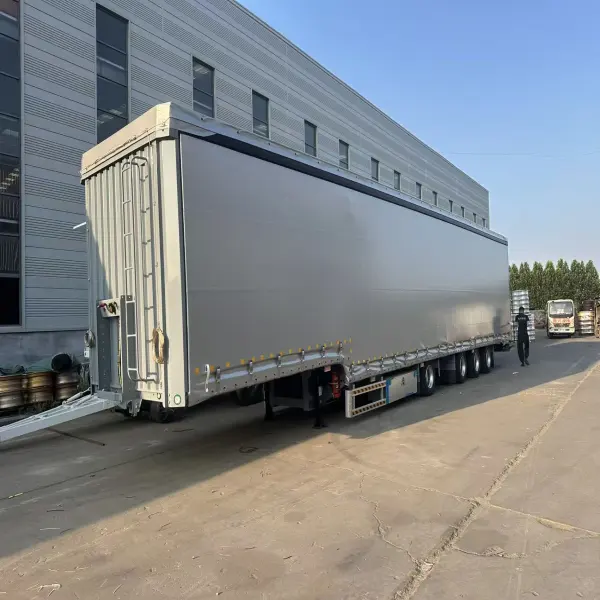 Heavy Duty Side Curtain Truck Model