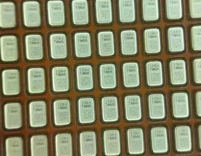 Perovskite laser engraving machine