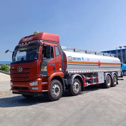 FAW J6L High-Roof 27 CBM fuel tanker