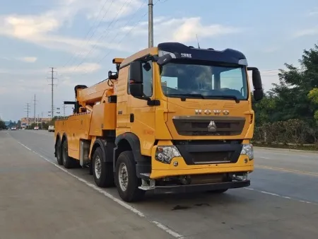 Rear eight-wheel tow truck