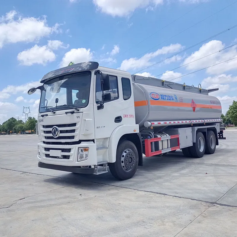 Cami&oacute;n cisterna de combustible Dongfeng 21,7 CBM