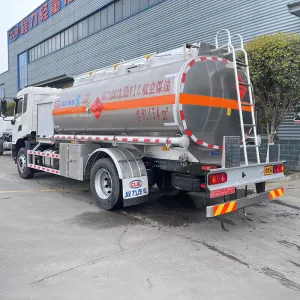 Tianjin aircraft refueling truck