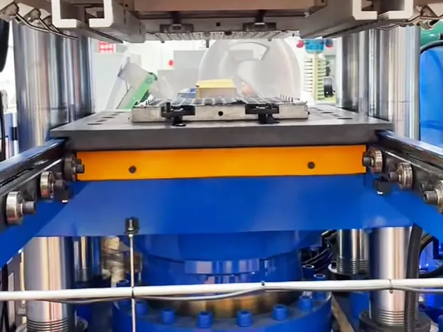 Inspecci&oacute;n visual con IA + colaboraci&oacute;n rob&oacute;tica: &iquest;C&oacute;mo se &ldquo;eliminan instant&aacute;neamente&rdquo; los defectos en los productos de caucho?