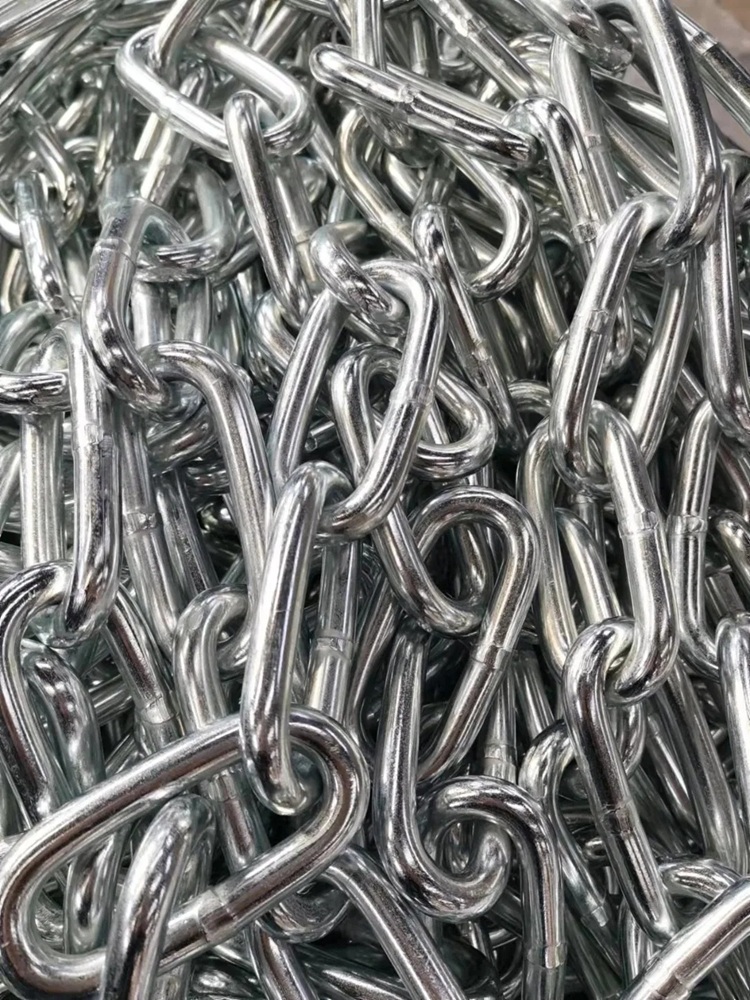 High Tensile Galvanizing Welded Alloy Steel  Material  Link Chain.jpg