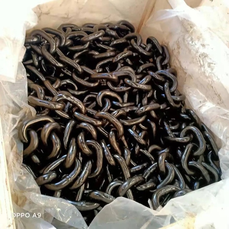  Lifting Link Chain with Carburizing Surface Treatment