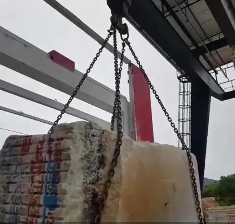 &nbsp;High Test Type Stainless Steel Standard Link Chain for Lifting