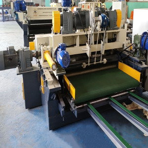 rotary veneer peeling machine