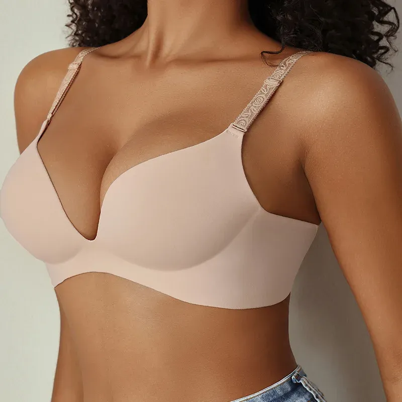 Factory High Quality Wire Free Lifting Custom Push-up Sexy Soft Deep V Neck Bra Lingerie Women's Plus Sizes Adjustable Strap Bra