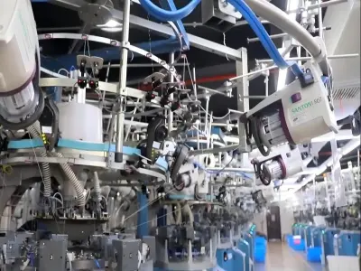 Yiwu Xiaowei  Sports Apparel Factory