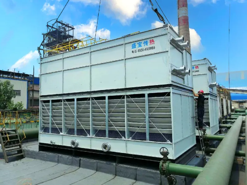 Closed cooling towers for the energy industry