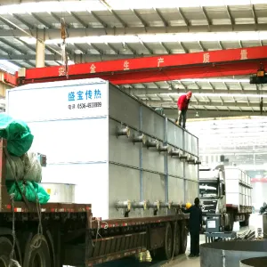 Counter-flow closed cooling tower