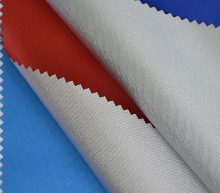 Polyester Cloth for Upholstery: Finding the Best Fabric for Your Furniture