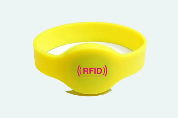 Rubber bracelet
