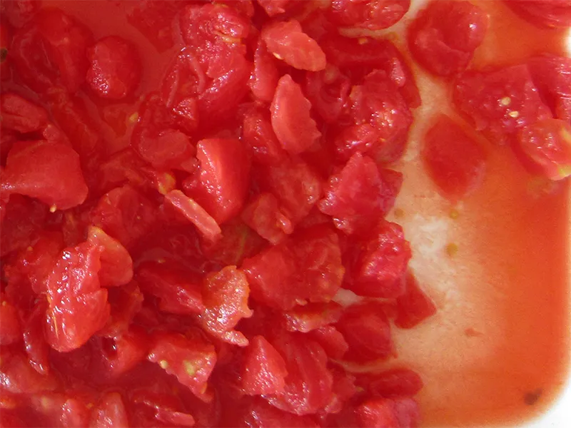 Tomates en cubitos ideales para salsas, sopas y guisos