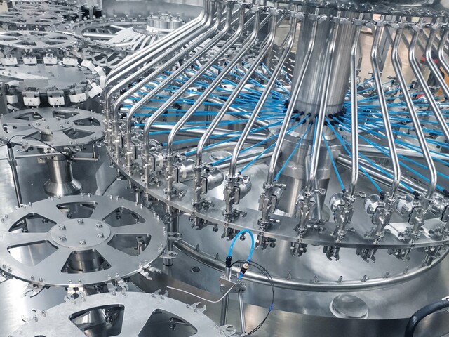 Guide to Injection Molding Machine Preventive Maintenance - SQH ...