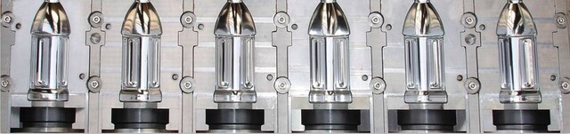 How Servo Systems Improve Injection Molding Machine Performance - SQH ...