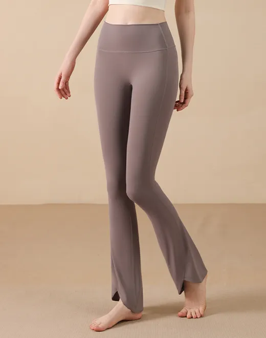 Dise&ntilde;o de piernas acampanadas pantalones ligeramente acampanados