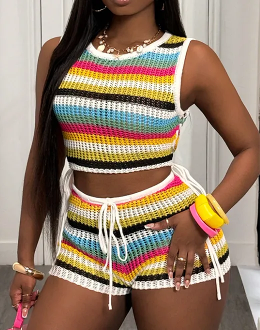 ملون مثير السترة أعلى وسروال شورت جوفاء شبه شفاف الشفاف الحياكة