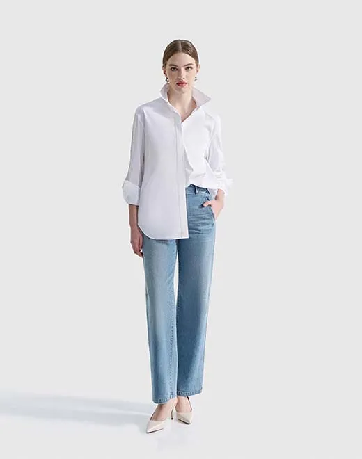 بلوزة تفاصيل الأزرار الضخمة