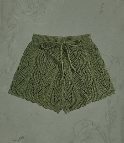 Leaf Pattern Knit Shorts