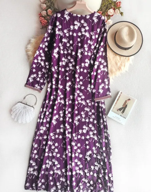 XG-WN-66343 Pueple Muslim Abaya with Embroidered Flowers