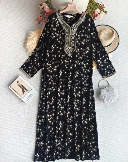 XG-WN-66343 Black Muslim Abaya with Embroidered Flowers