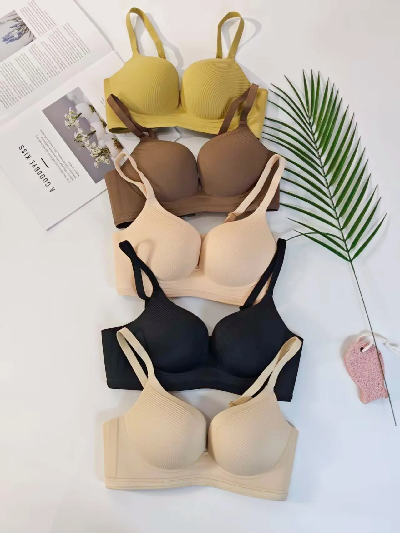 AIDA-A18# Wireless Seamless Push-Up Bra &ndash; Natural Lift & Smooth Silhouette