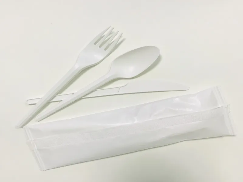 100% Compostable Individual Disposable Cutlery Set PLA Cutlery with Napkin Eco-Friendly PLA Film Pack