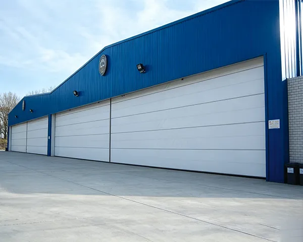 Large warehouse flexible door