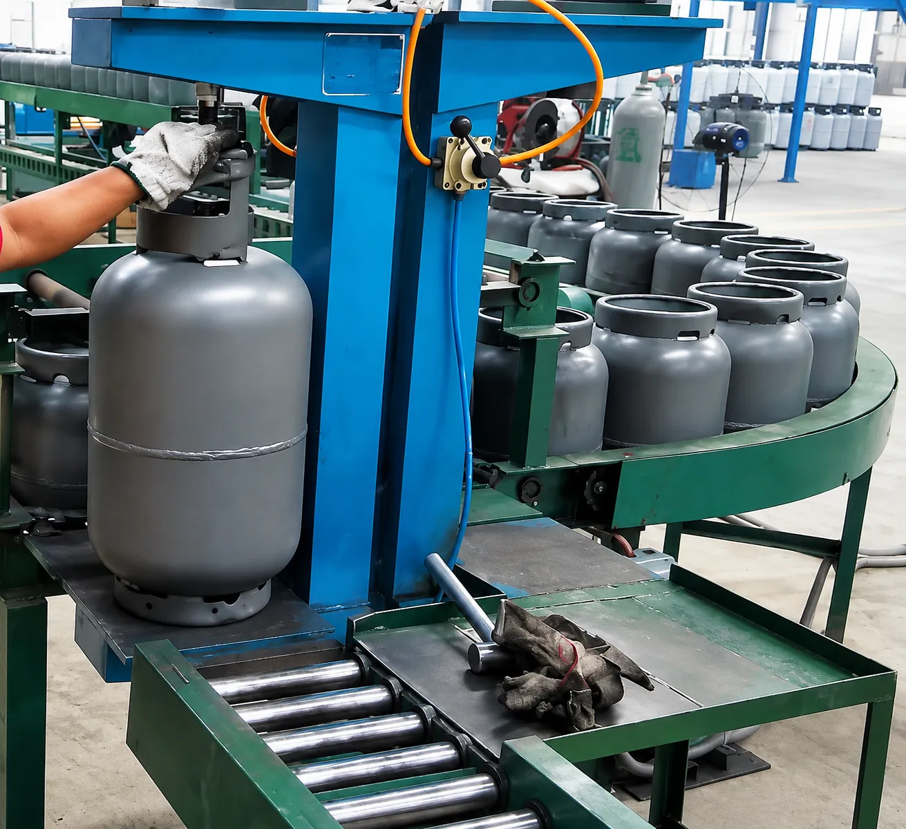 Gas Cylinder Assembly Machine