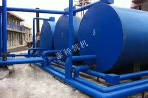 Horizontal asphalt high temperature storage tank