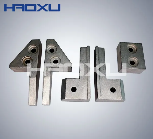 Small stainless steel pads for machinery